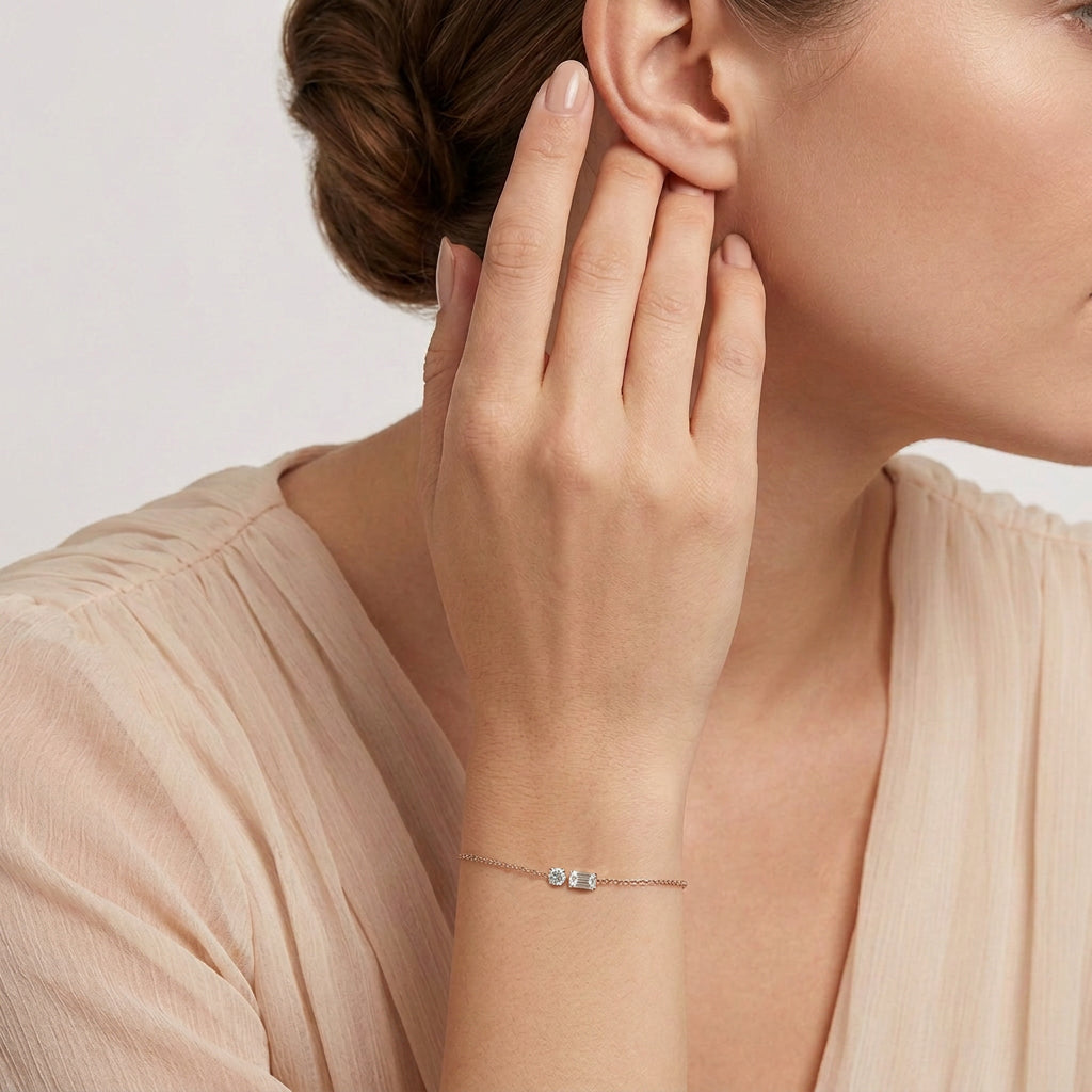 Dainty 'Toi et Moi' Round & Baguette Bracelet