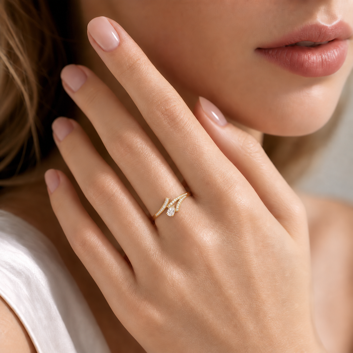 Elegant 14K Yellow Gold Pear-Cut Lab-Grown Diamond Double Shank Band