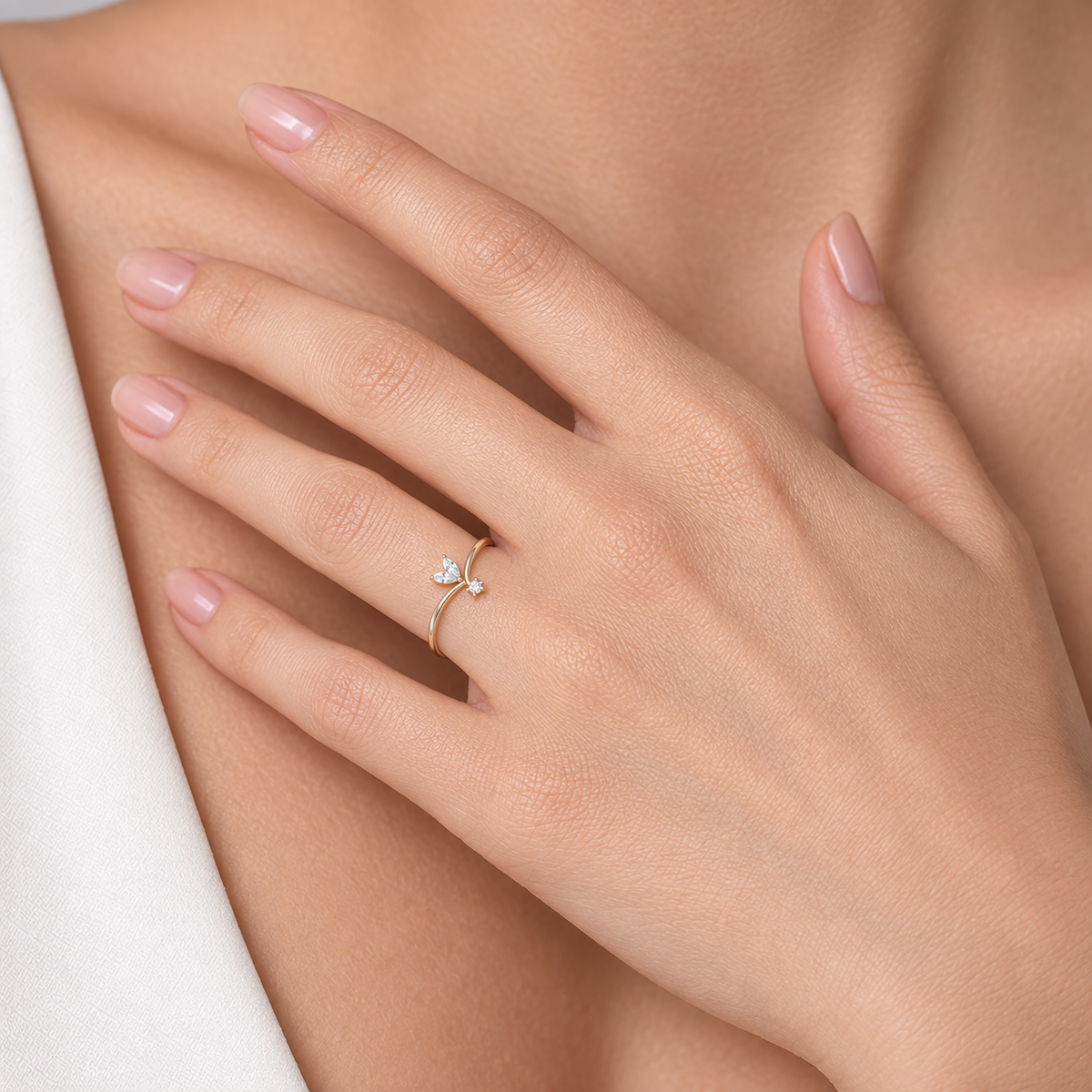 Dainty Heart Cut Crown Heart-Shaped Gold Ring