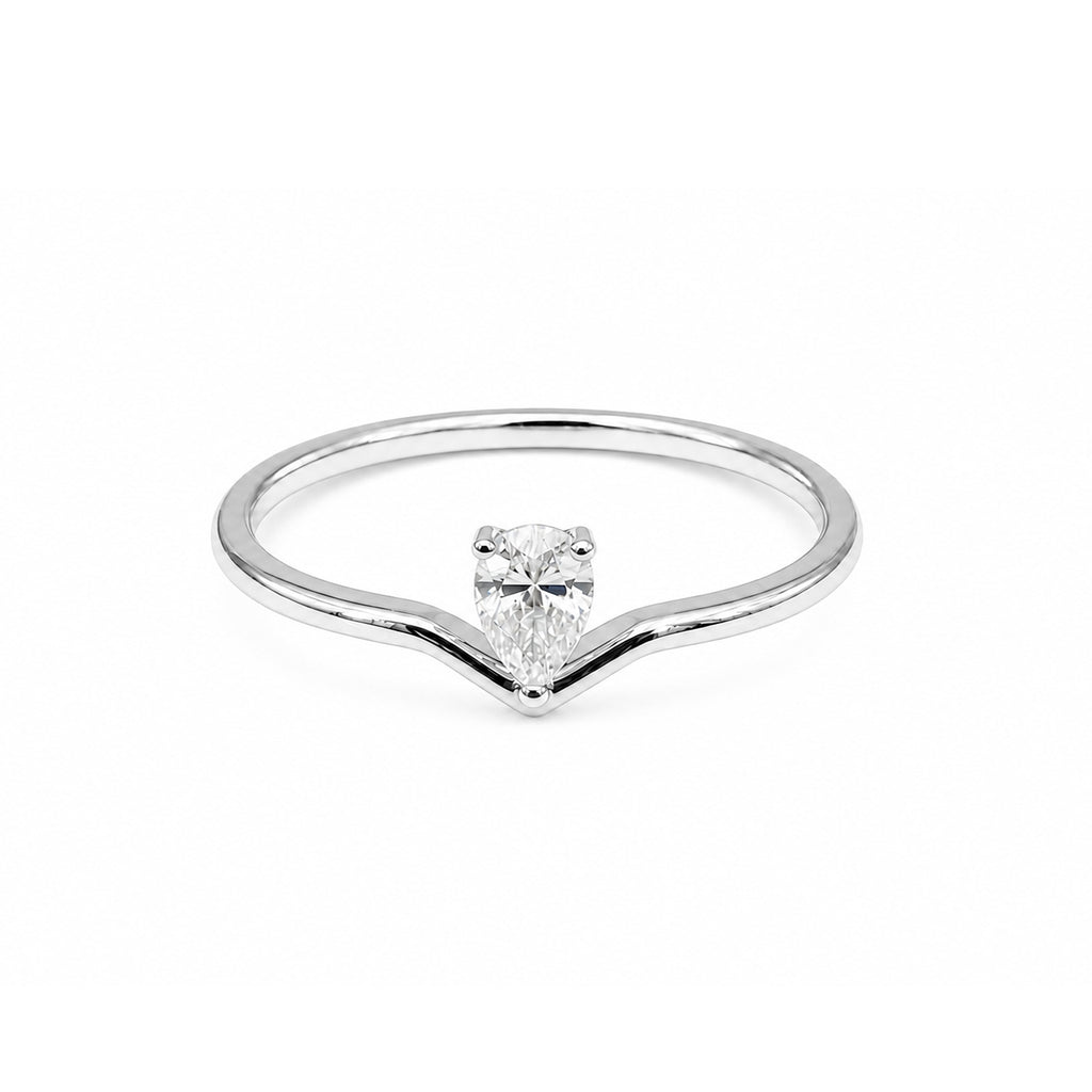 Pure Radiance | Yellow Gold V-Shape Minimalist Ring