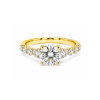 Round Three-Stone Ring Timeless Elegance